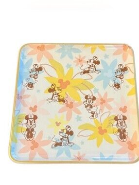Disney Parks Minnie Mouse Trinket Tray, NEW